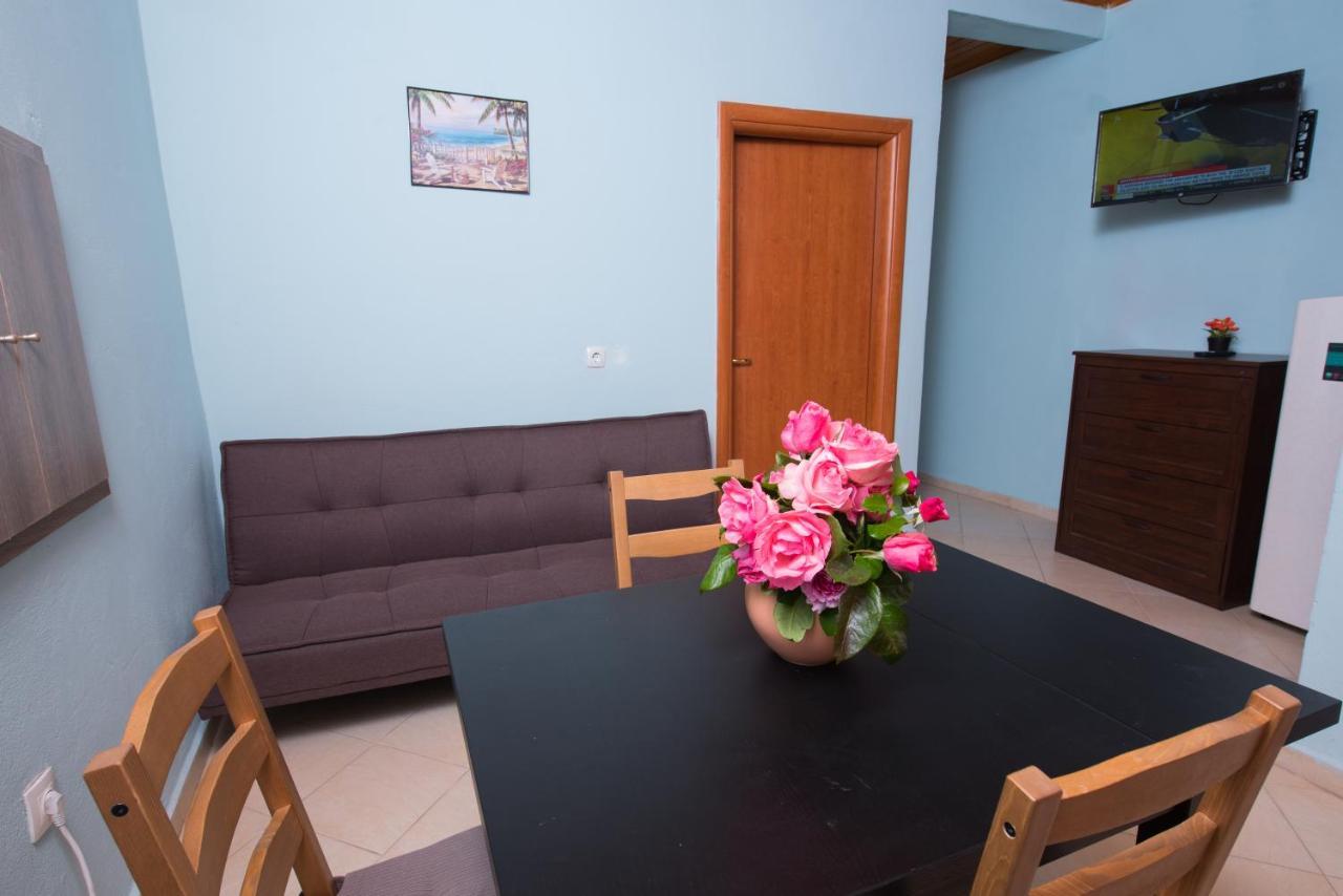 Basil & Guest House Lazaráta Екстериор снимка