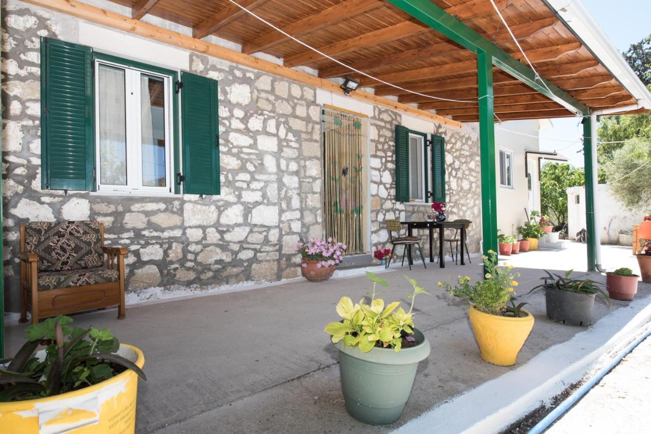 Basil & Guest House Lazaráta Екстериор снимка